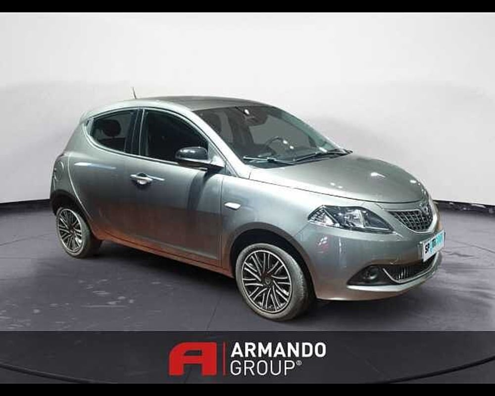 Lancia Ypsilon usata a Cuneo (3)