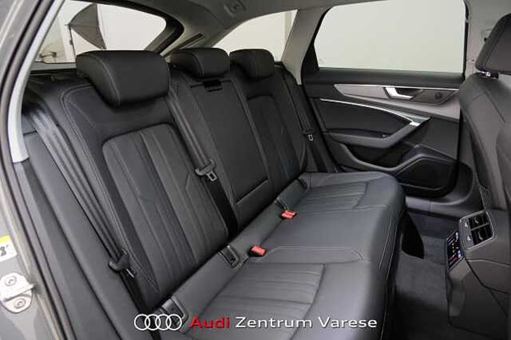 Audi Q4 nuova a Varese (7)