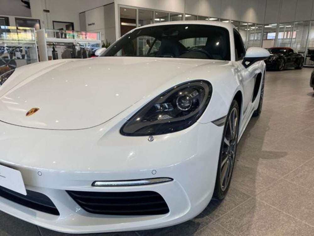 Porsche 718 Cayman  usata a Livorno (9)