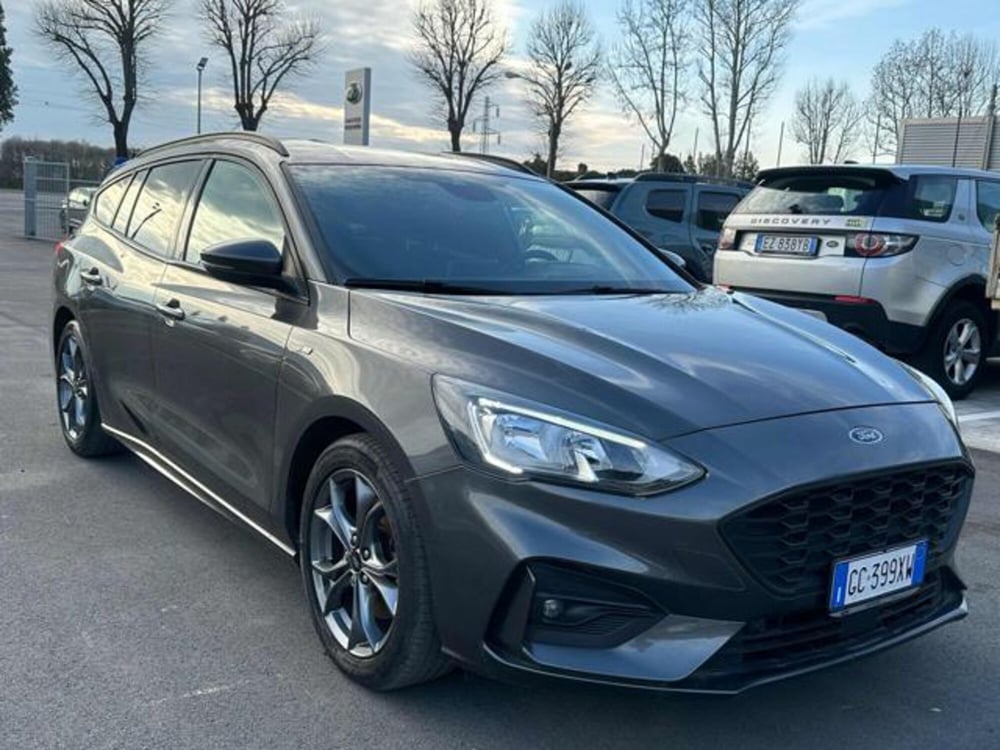 Ford Focus Station Wagon usata a Lucca (2)