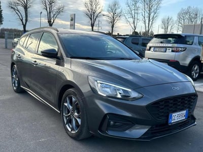 Ford Focus Station Wagon 1.0 EcoBoost Hybrid 125 CV SW ST-Line  del 2020 usata a Massarosa