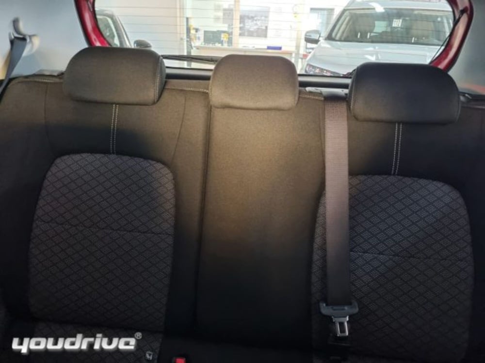 Kia Picanto nuova a Napoli (16)