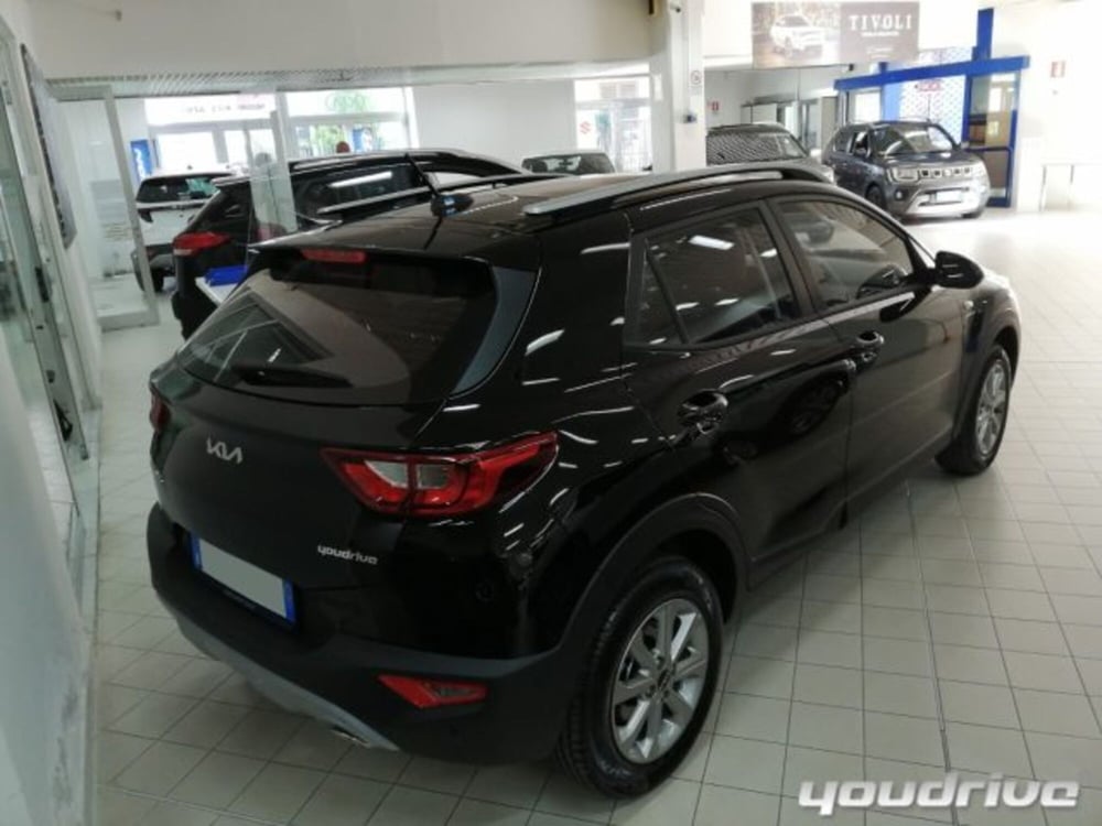 Kia Stonic nuova a Napoli (4)