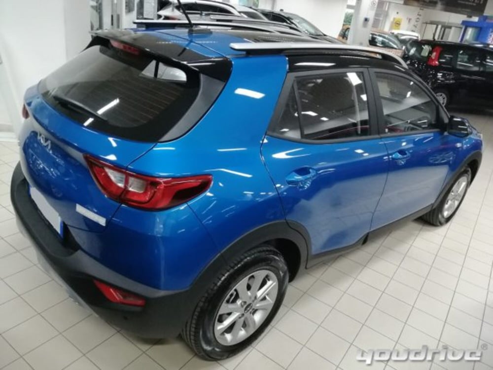 Kia Stonic nuova a Napoli (3)