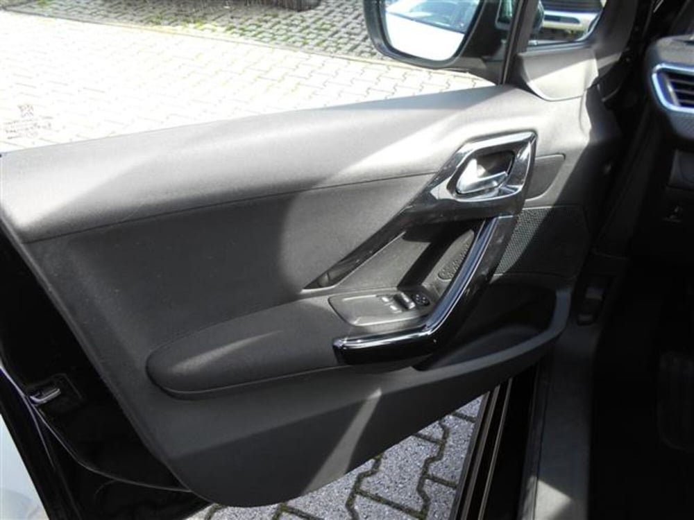 Peugeot 208 usata a Firenze (9)