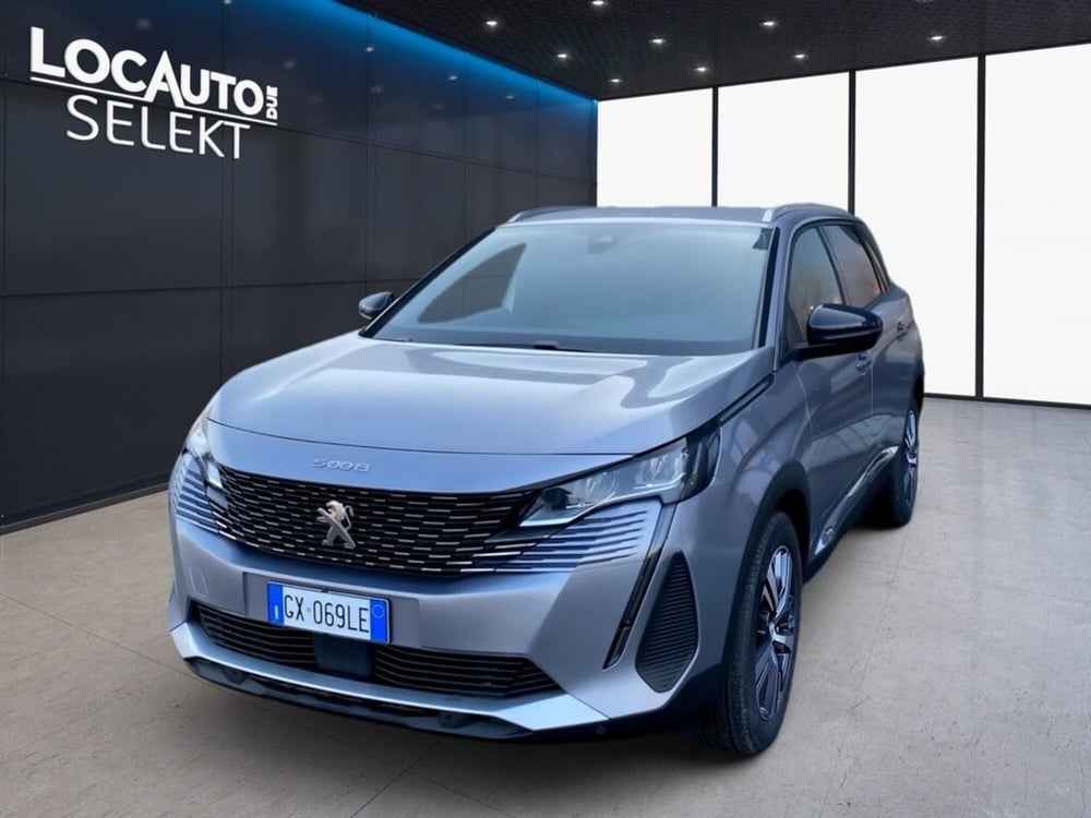 Peugeot 5008 nuova a Torino