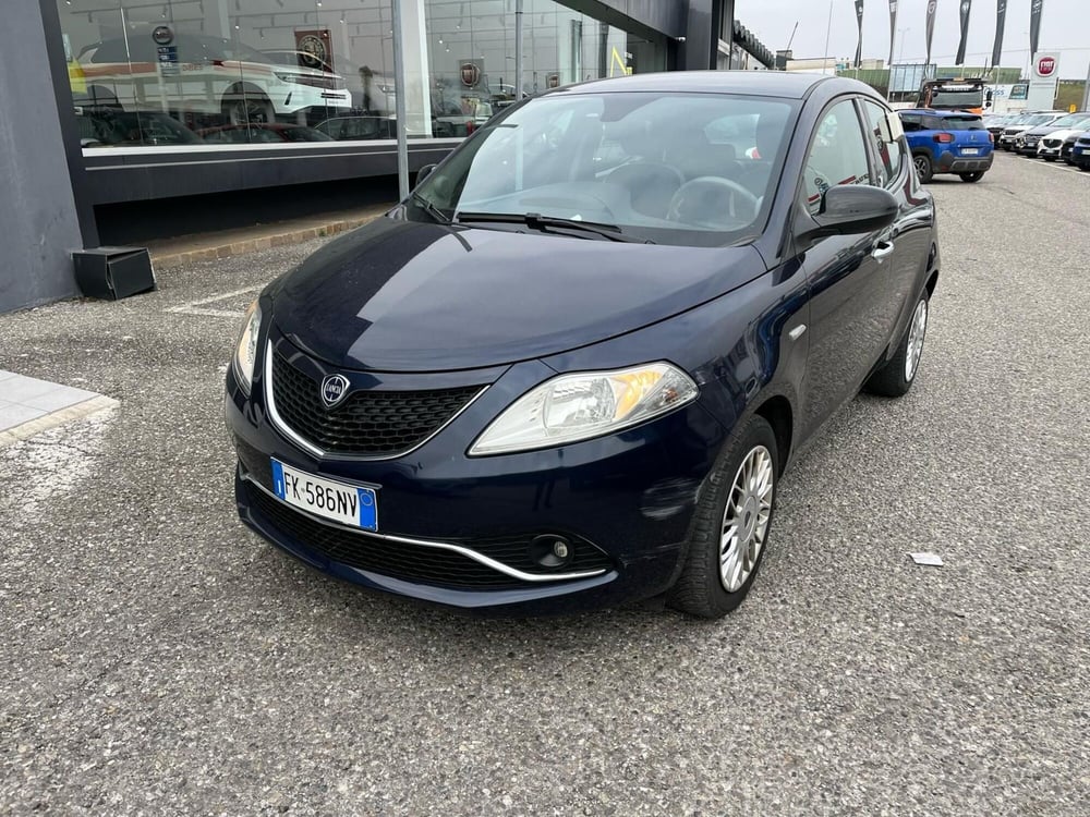 Lancia Ypsilon usata a Milano