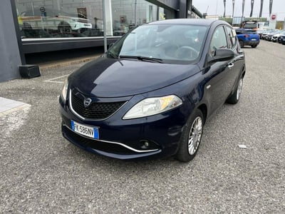 Lancia Ypsilon 1.3 MJT 16V 95 CV 5 porte S&amp;S Gold  del 2017 usata a Milano