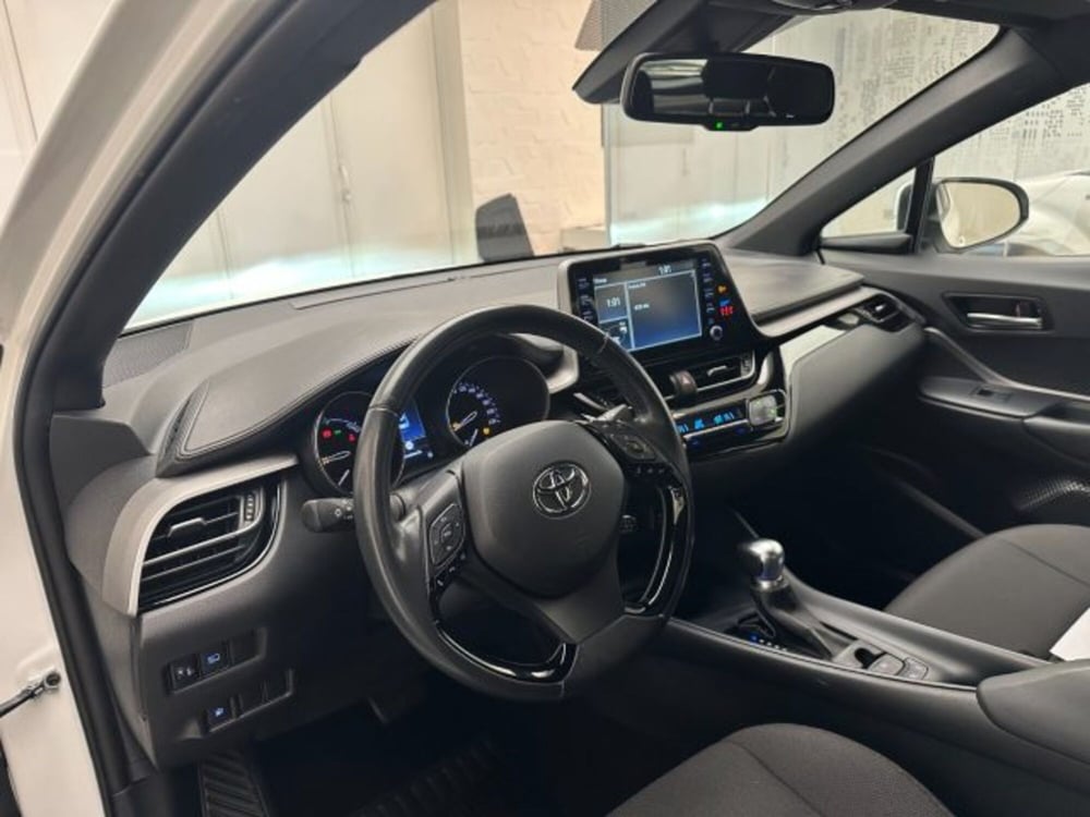 Toyota Toyota C-HR usata a Cuneo (10)