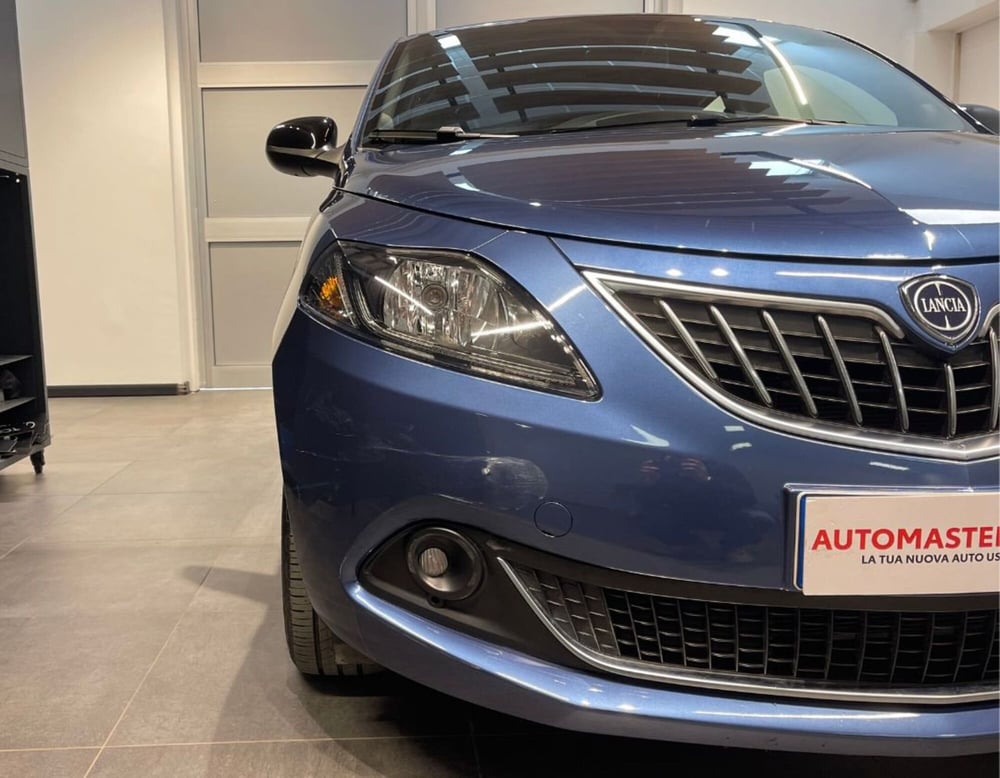 Lancia Ypsilon usata a Ferrara (14)