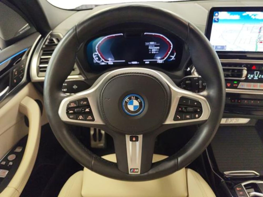 BMW iX3 usata a Modena (7)