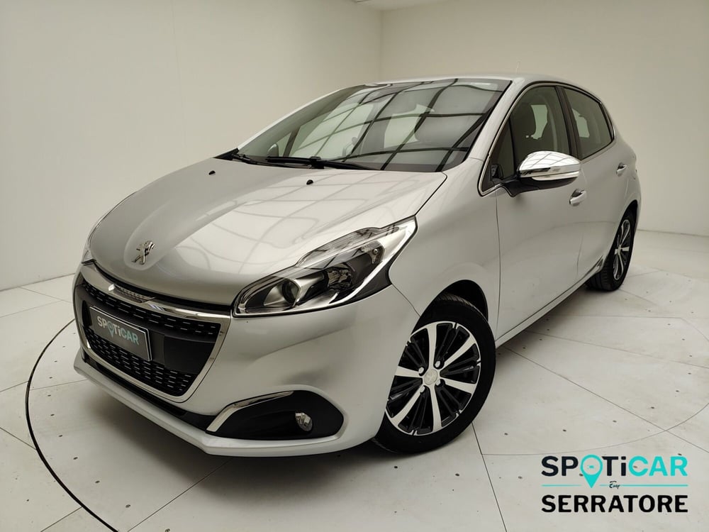 Peugeot 208 usata a Como