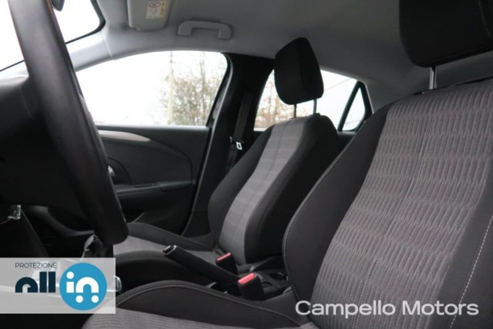 Opel Corsa usata a Venezia (5)