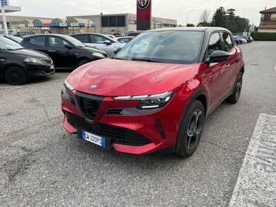 Alfa Romeo Junior 1.2 ibrida Speciale 136cv edct6 nuova a Milano