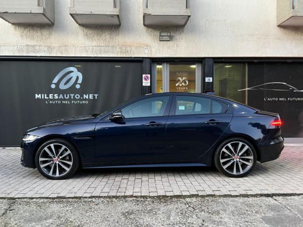 Jaguar XE usata a Padova (10)