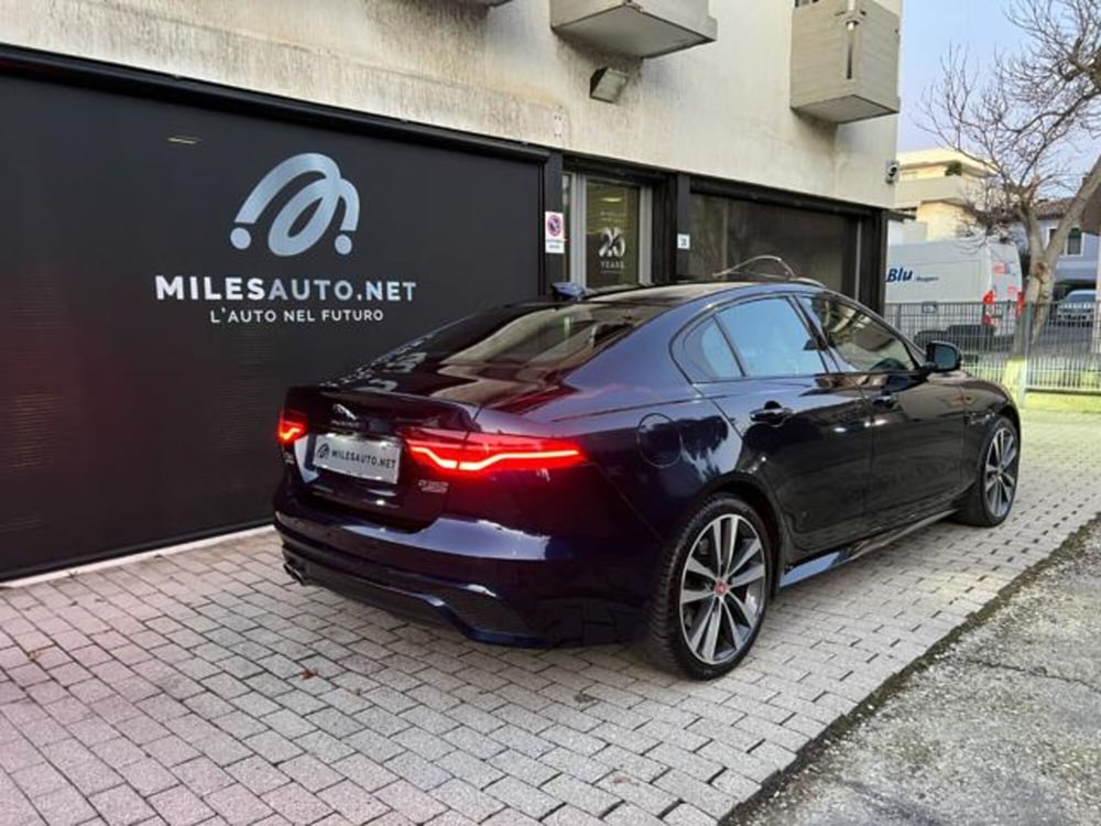 Jaguar XE usata a Padova (2)