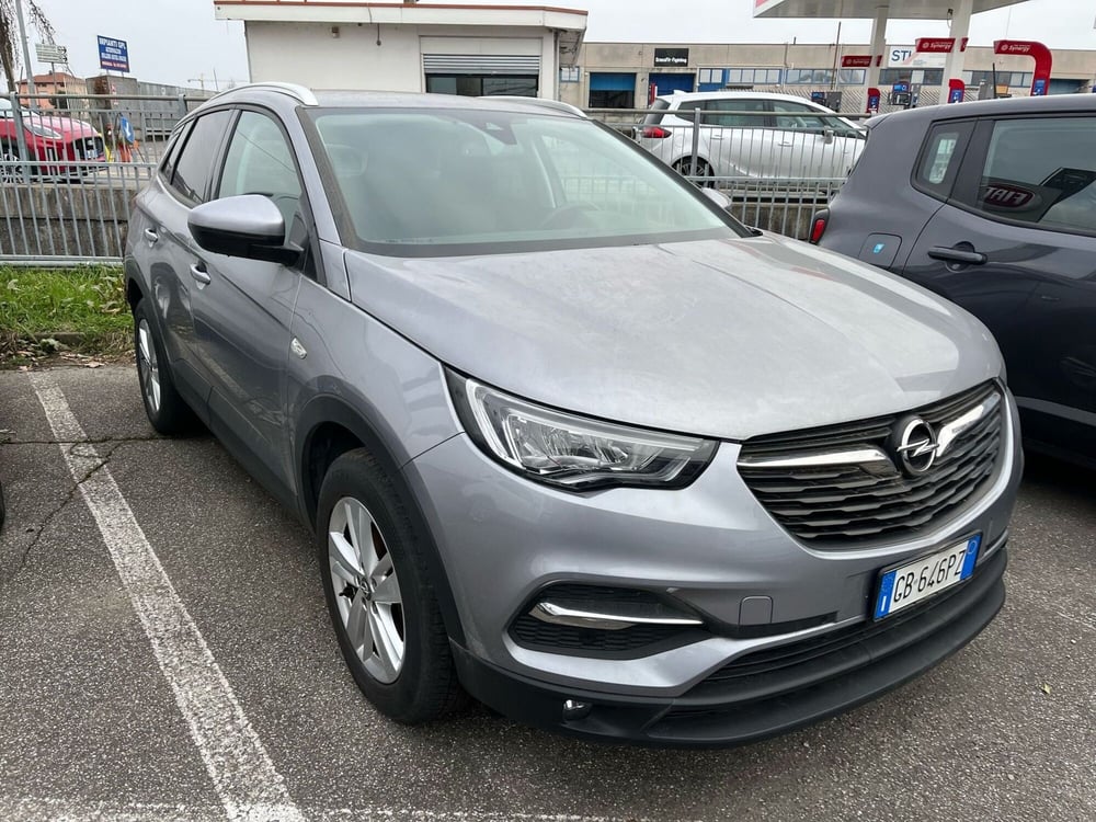 Opel Grandland X usata a Milano (3)