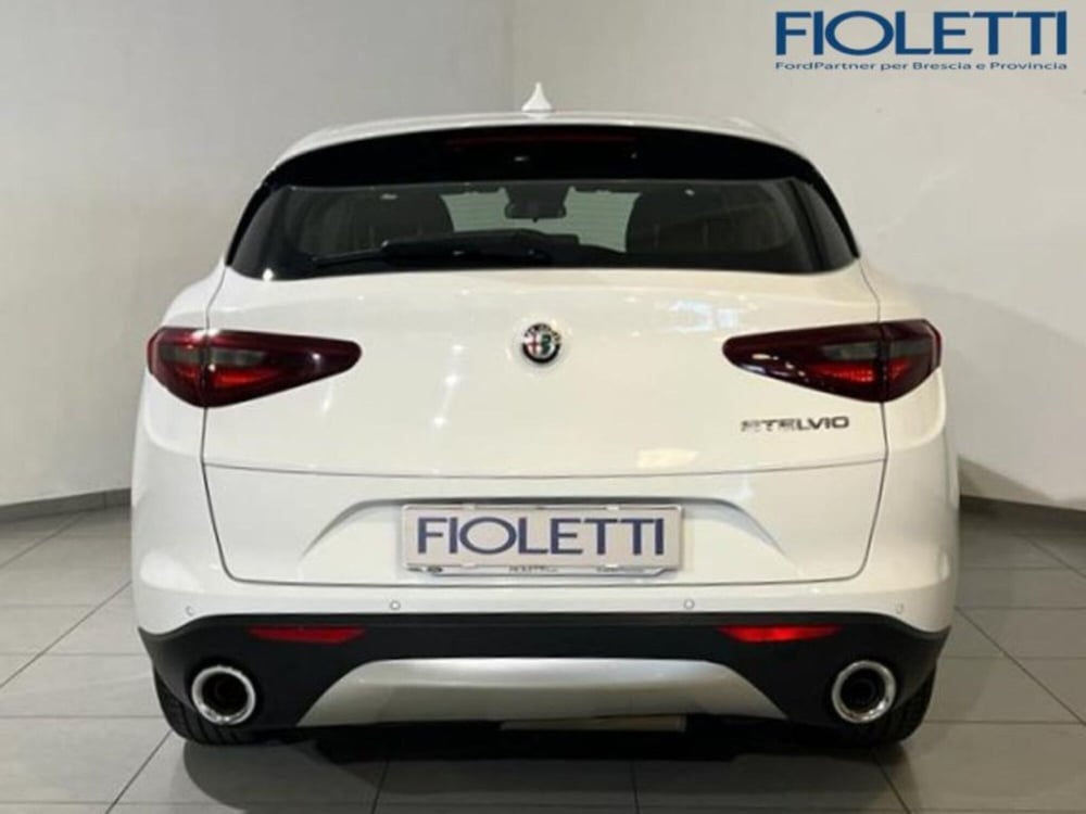 Alfa Romeo Stelvio usata a Brescia (10)