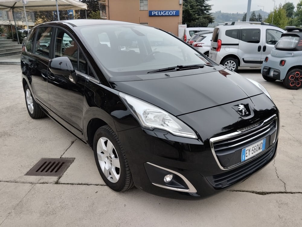 Peugeot 5008 usata a Asti (2)