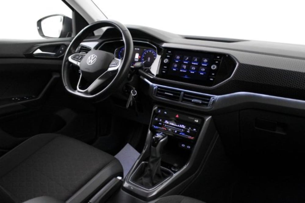 Volkswagen T-Cross usata a Novara (6)