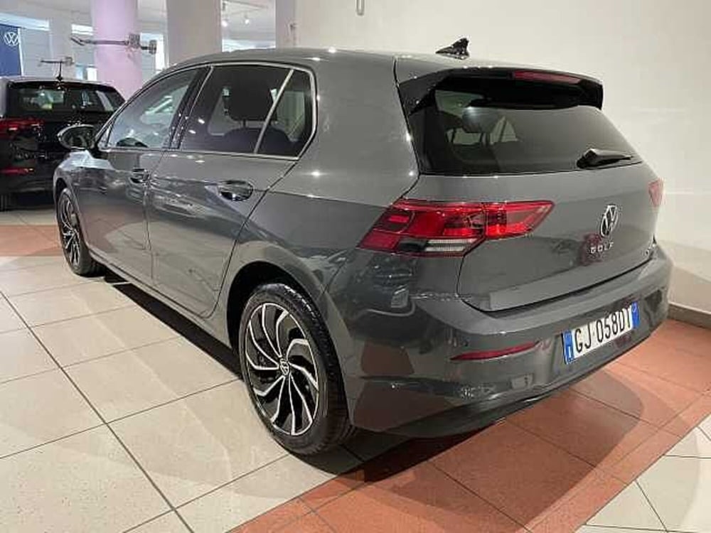 Volkswagen Golf Variant usata a Genova (3)