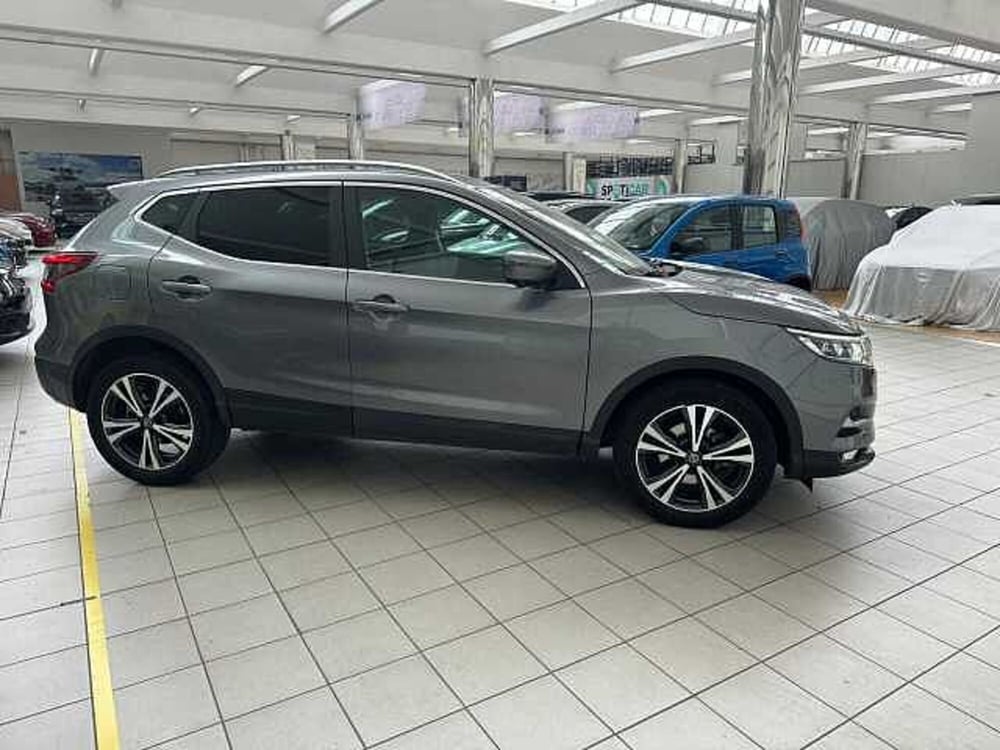 Nissan Qashqai usata a Milano (2)