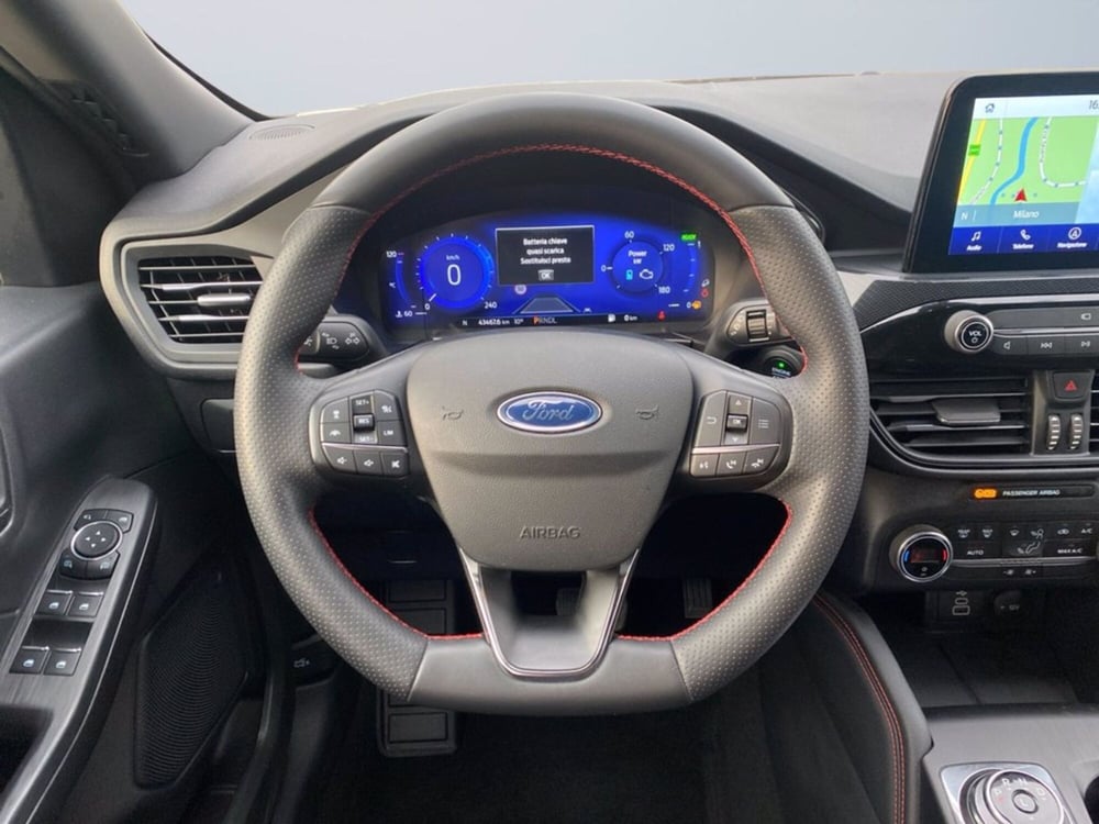 Ford Kuga usata a Milano (13)