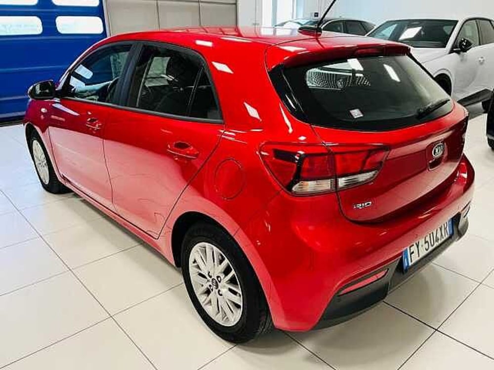 Kia Rio usata a Milano (5)