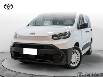 Toyota Proace City Verso City Verso 1.5D 100 CV S&amp;S Short D Lounge  nuova a Limena