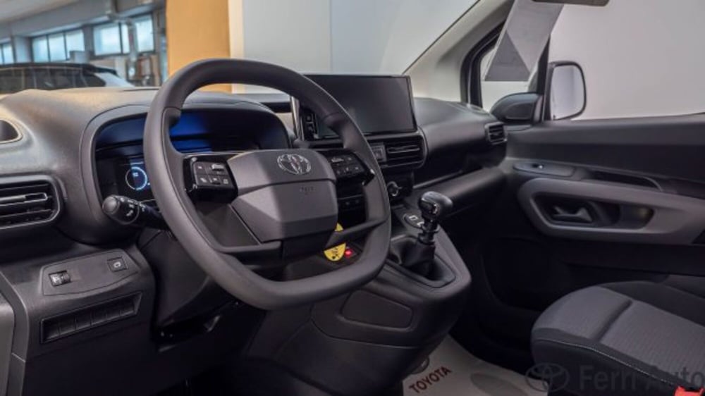 Toyota Proace City Verso nuova a Padova (16)