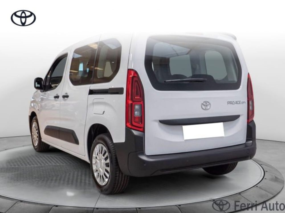 Toyota Proace City Verso nuova a Padova (18)