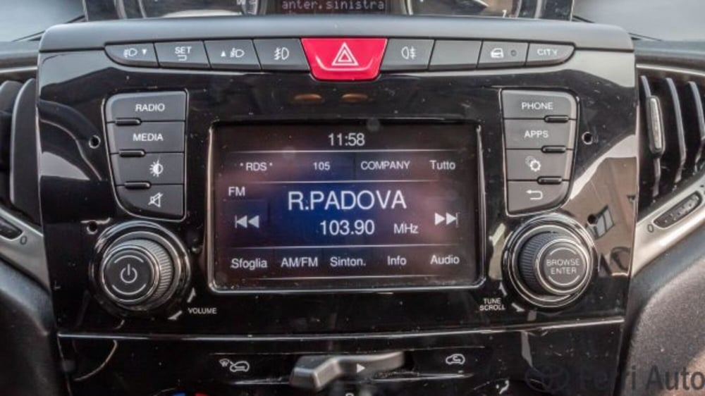 Lancia Ypsilon usata a Padova (13)