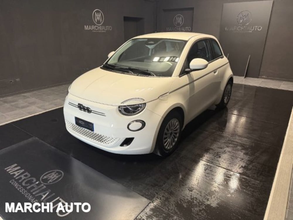 Fiat 500e nuova a Perugia