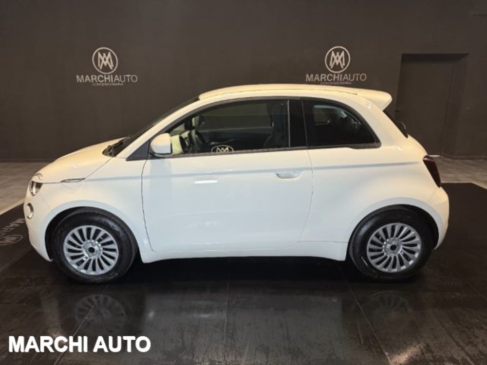 Fiat 500e nuova a Perugia (8)