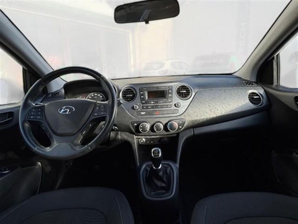 Hyundai i10 usata a Livorno (10)