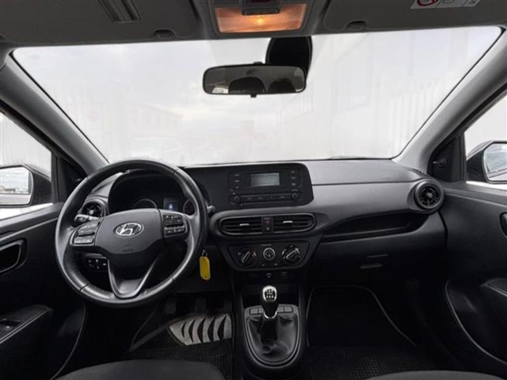 Hyundai i10 usata a Livorno (10)