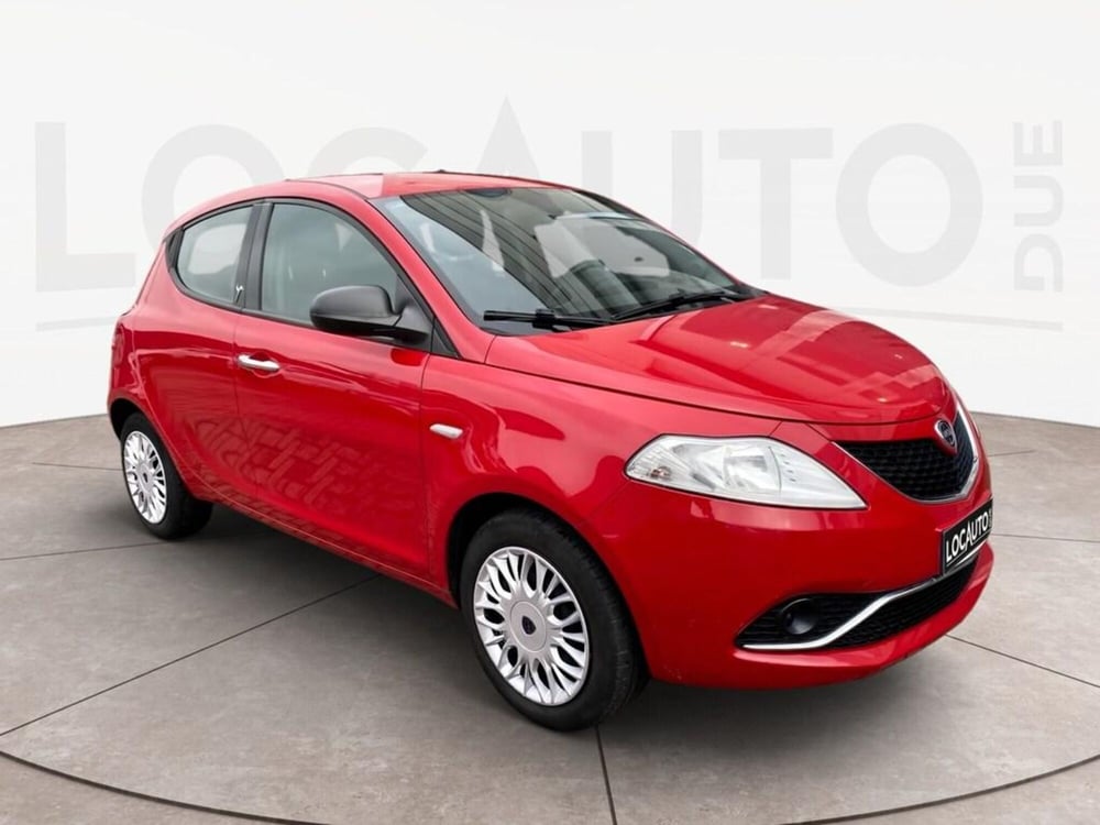 Lancia Ypsilon usata a Torino (3)