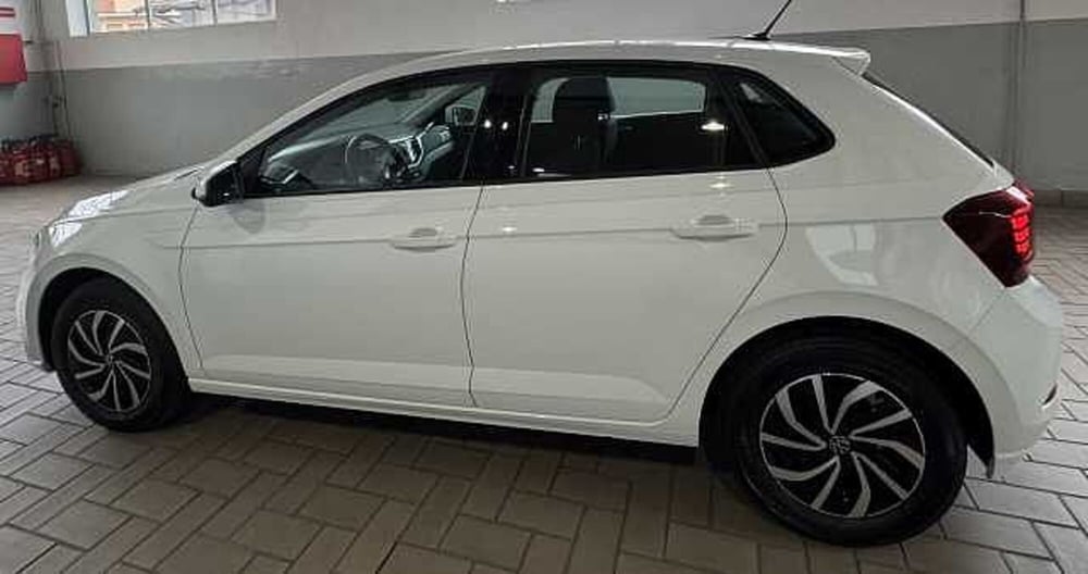 Volkswagen Polo usata a Torino (7)