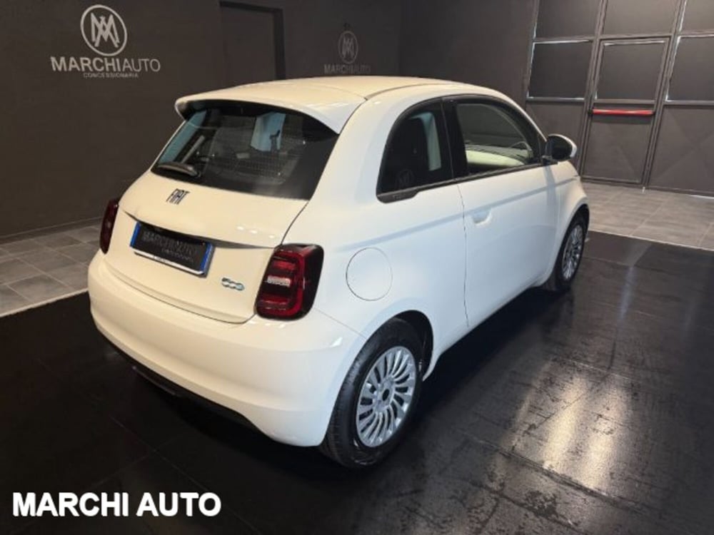 Fiat 500e nuova a Perugia (5)