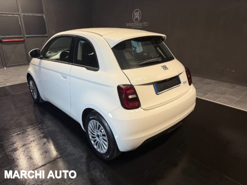 Fiat 500e nuova a Perugia (7)