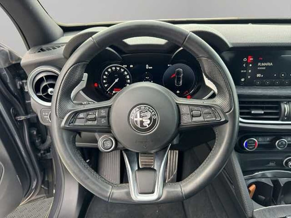 Alfa Romeo Stelvio usata a Vibo Valentia (12)