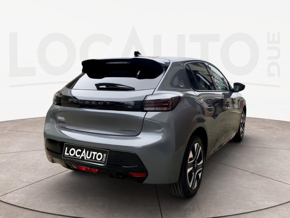 Peugeot 208 nuova a Torino (4)