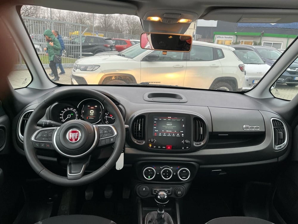 Fiat 500L usata a Milano (17)