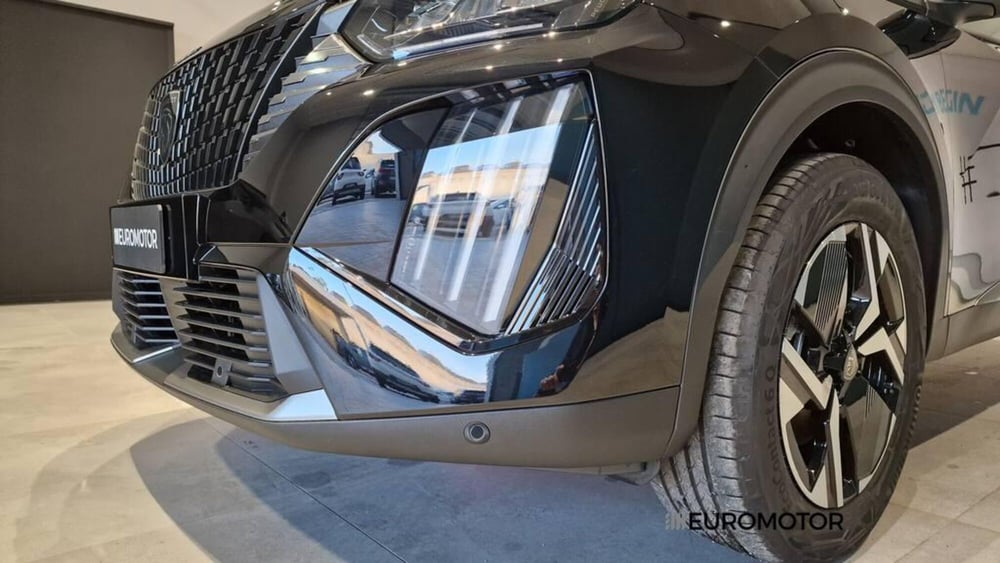 Peugeot 2008 nuova a Bari (10)