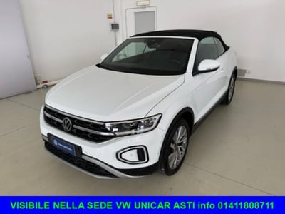 Volkswagen T-Roc Cabrio 1.0 TSI Style  del 2023 usata a Alba