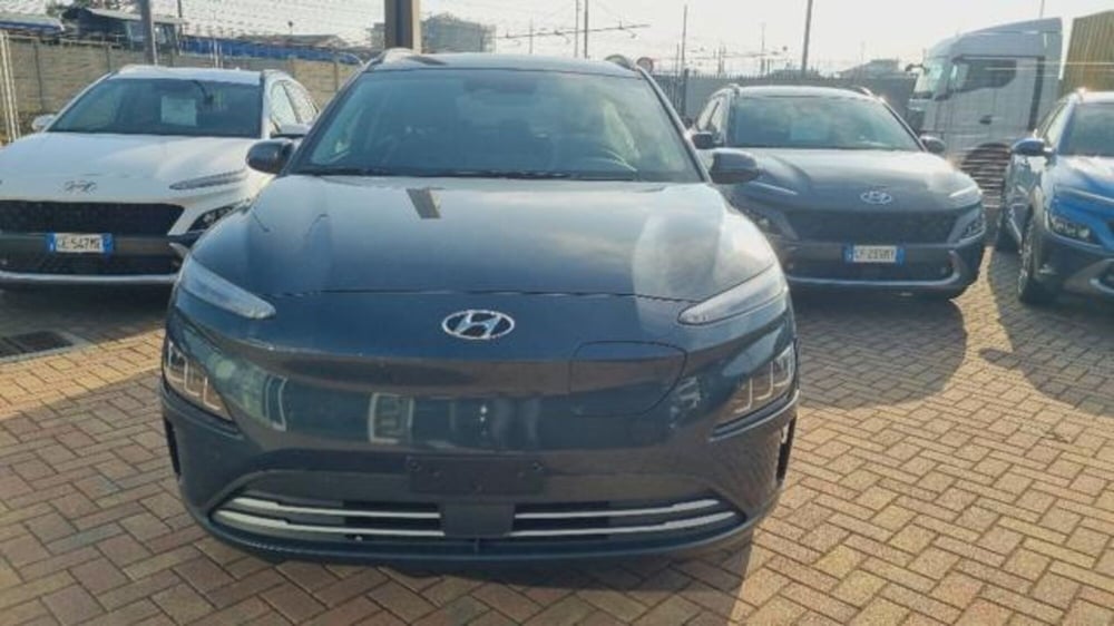 Hyundai Kona nuova a Savona