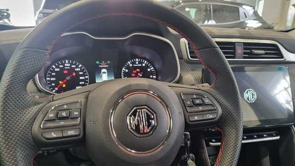 Mg ZS nuova a Milano (6)