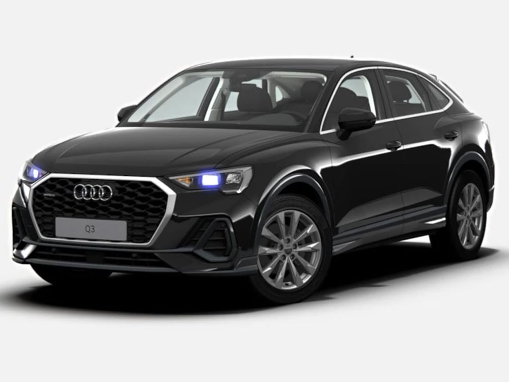 Audi Q3 Sportback nuova a Novara