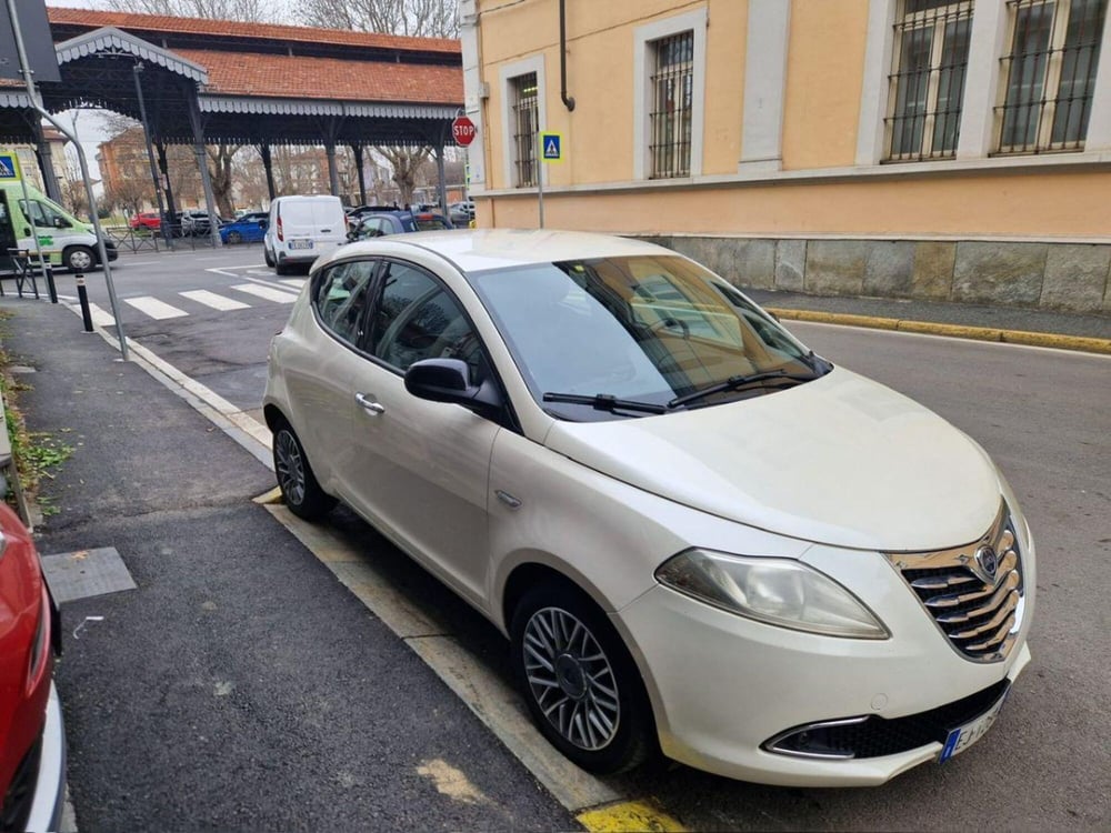 Lancia Ypsilon usata a Cuneo (2)