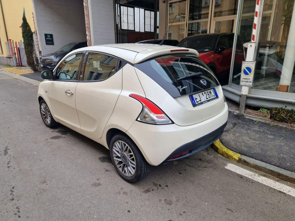 Lancia Ypsilon usata a Cuneo (4)